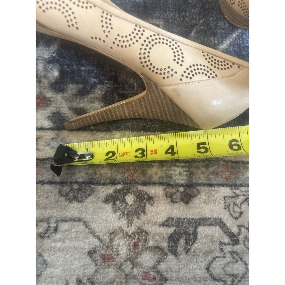 Coach Bethanie Sand Platform Pump - size 9 - Picture 8 of 8
